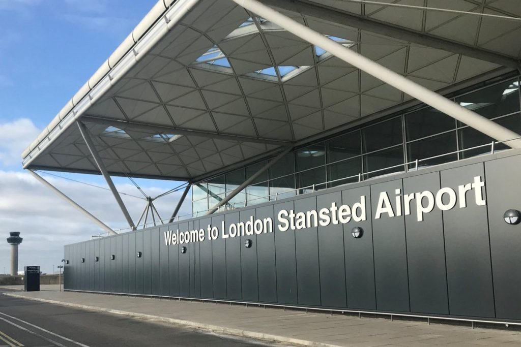 London-Stansted-Airport.jpg